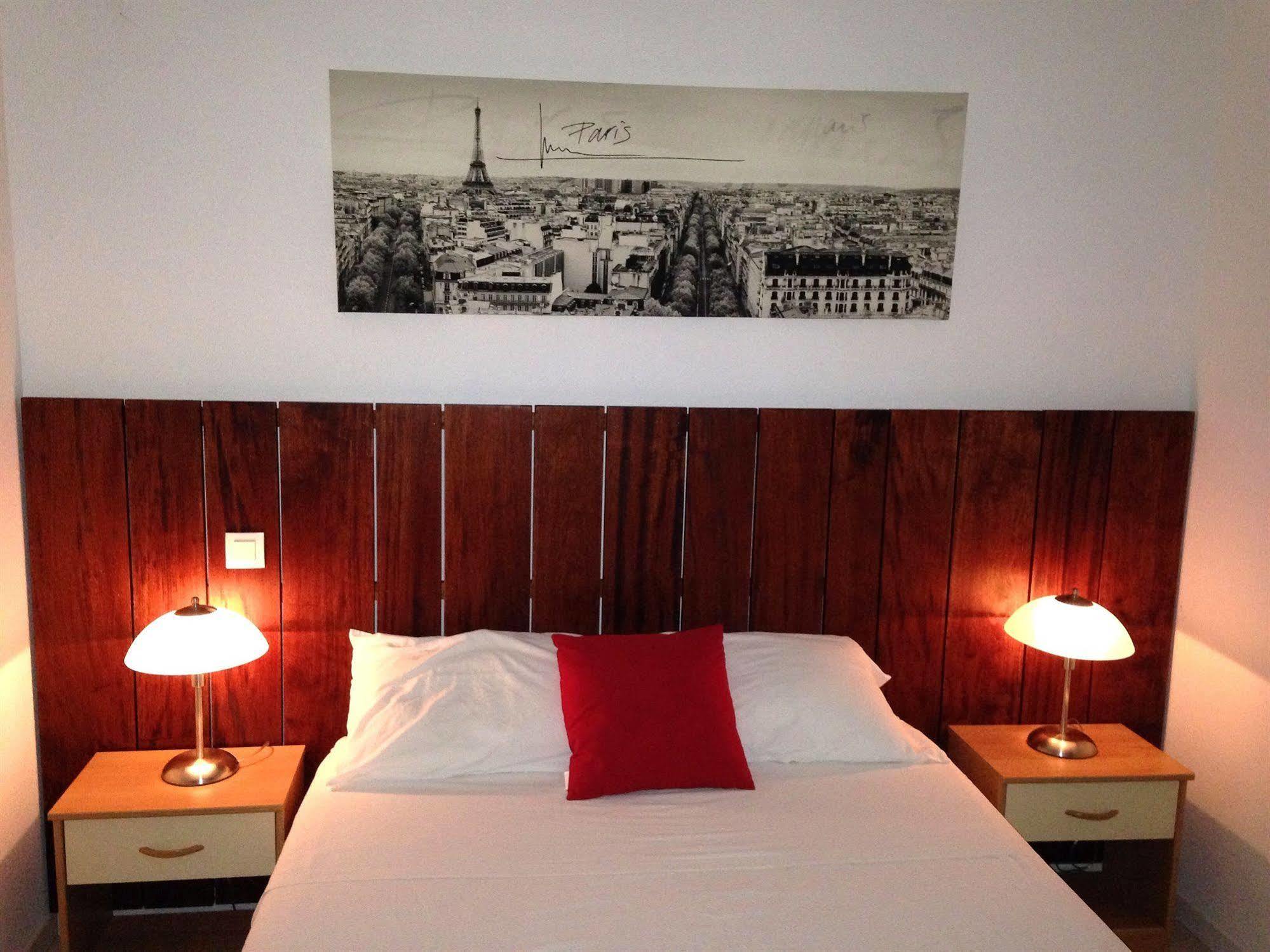 Mont Bouquet Lodge-Residence Hoteliere Brouzet-les-Ales Exterior foto